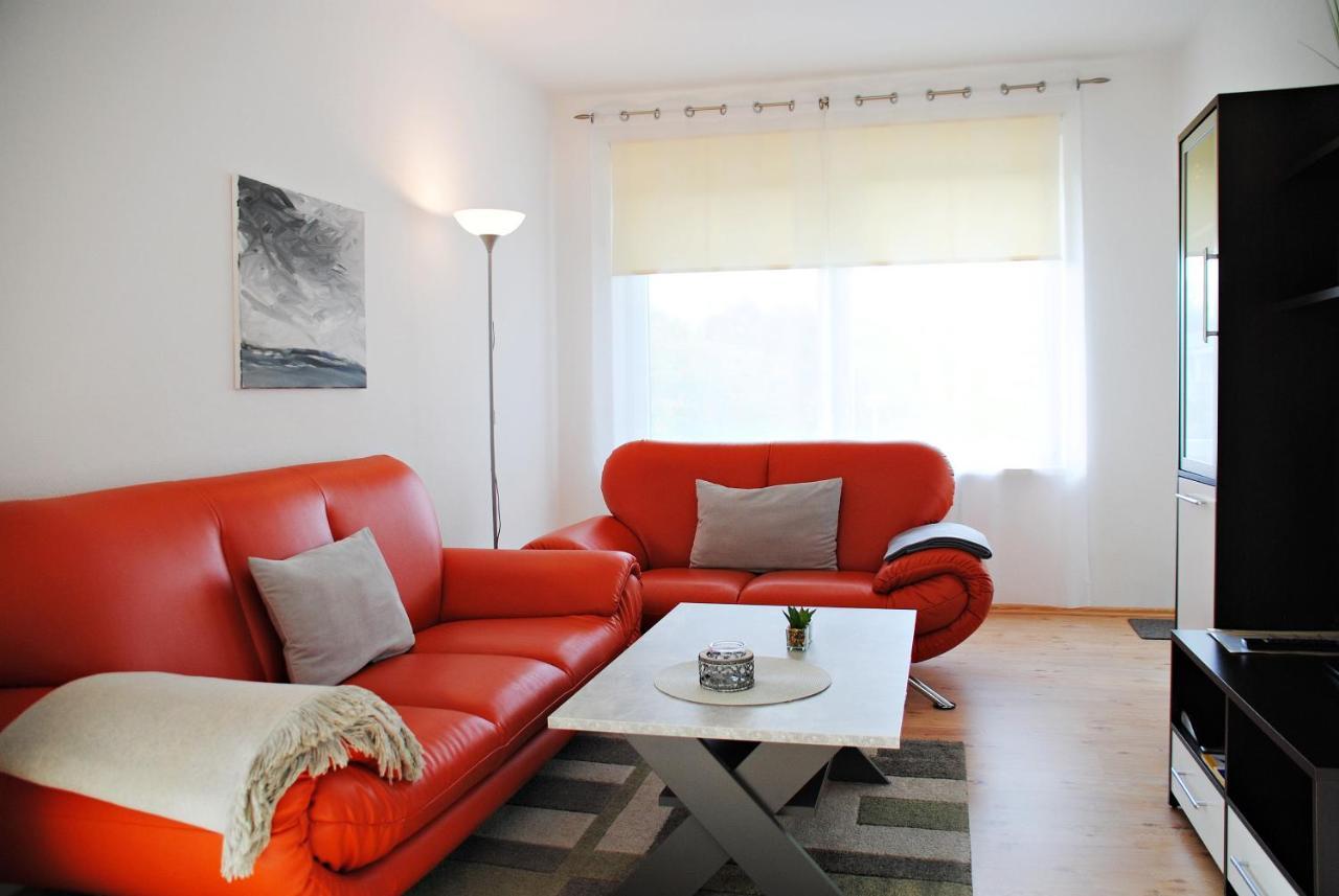 Appartementanlage-Ferienwohnungen Weisse Moewe Sassnitz Exterior foto