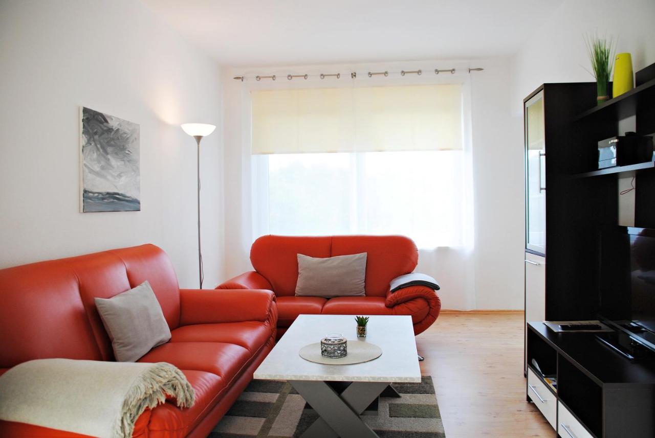 Appartementanlage-Ferienwohnungen Weisse Moewe Sassnitz Exterior foto