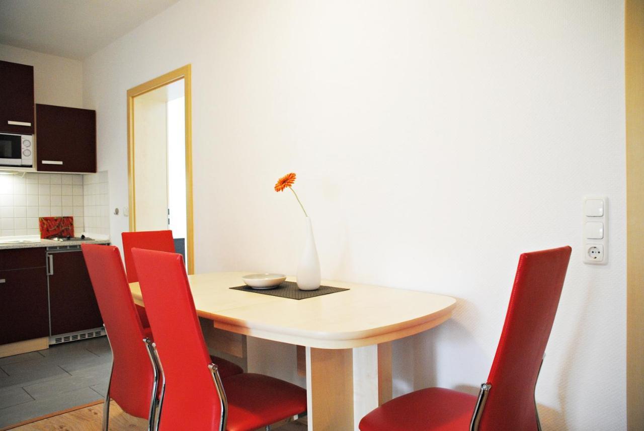 Appartementanlage-Ferienwohnungen Weisse Moewe Sassnitz Exterior foto