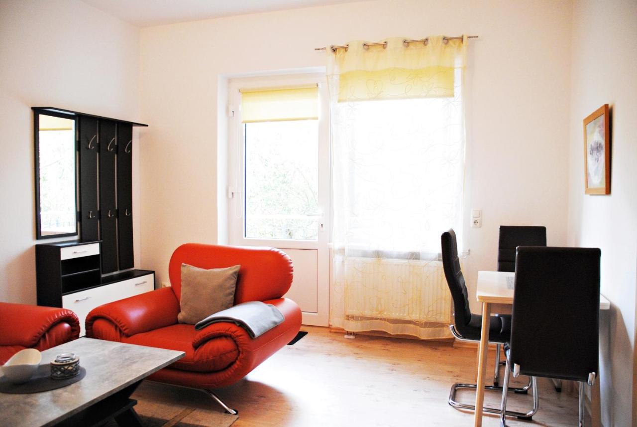 Appartementanlage-Ferienwohnungen Weisse Moewe Sassnitz Exterior foto
