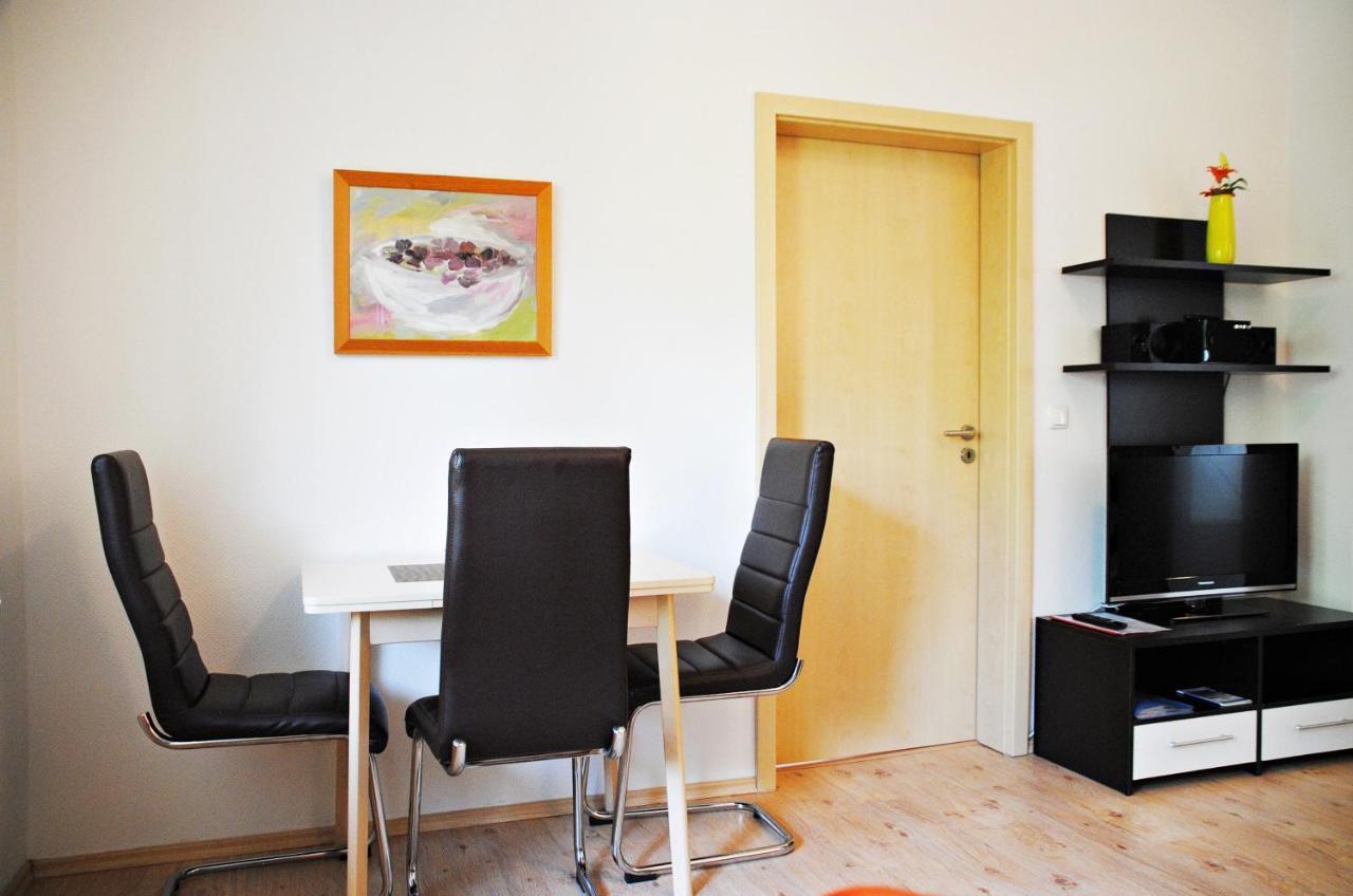 Appartementanlage-Ferienwohnungen Weisse Moewe Sassnitz Exterior foto