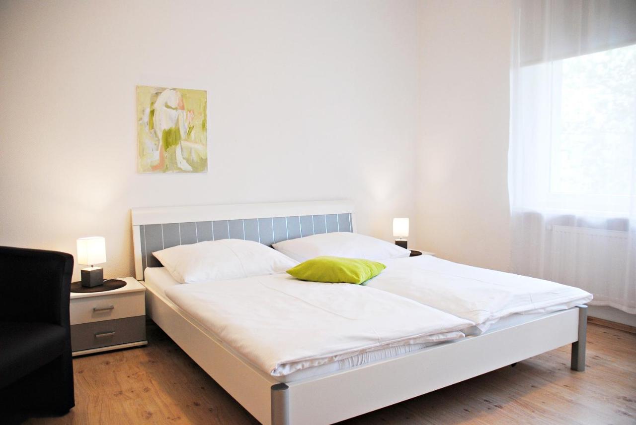 Appartementanlage-Ferienwohnungen Weisse Moewe Sassnitz Exterior foto