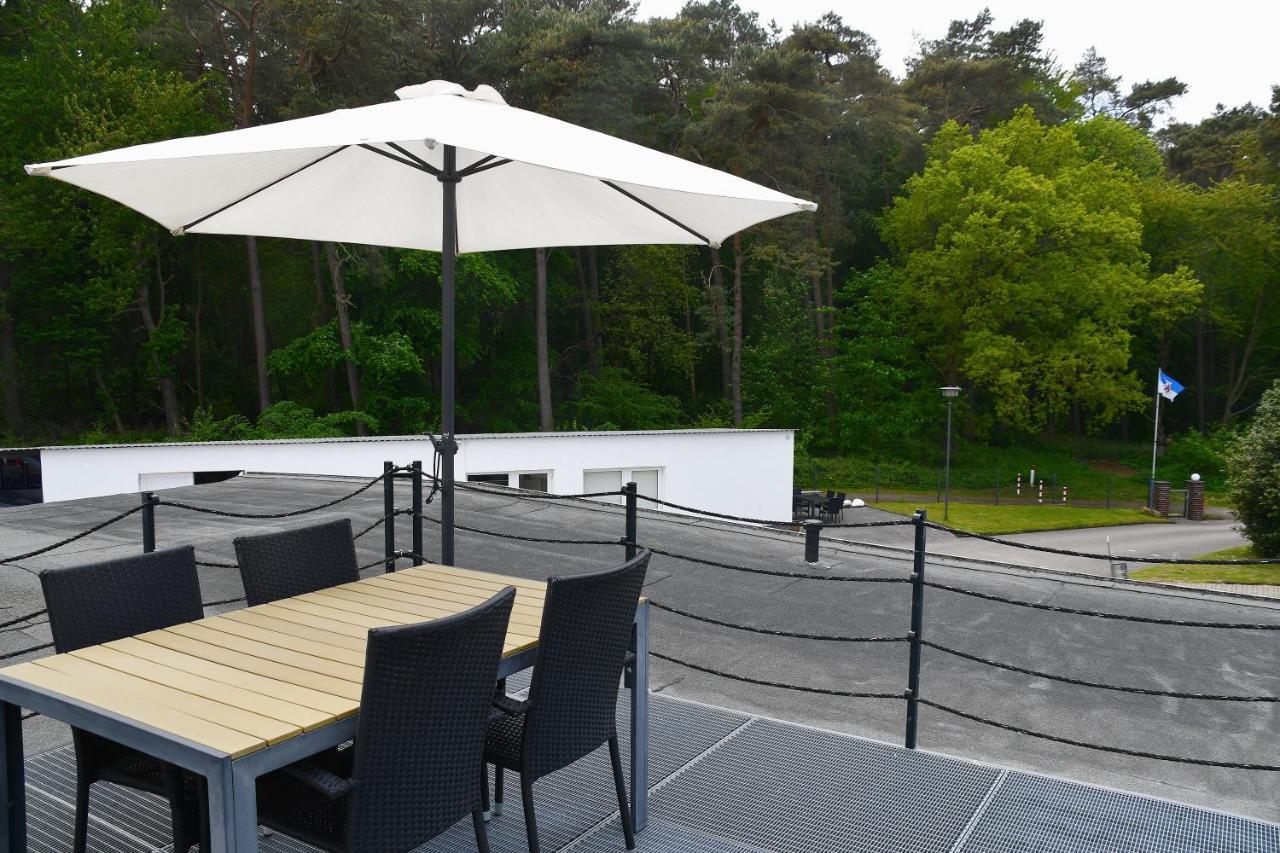 Appartementanlage-Ferienwohnungen Weisse Moewe Sassnitz Exterior foto